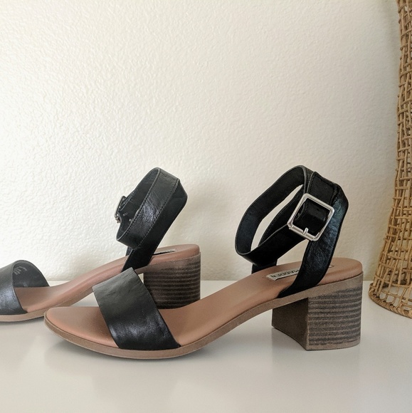 Steve Madden Sandals - Picture 2 of 5